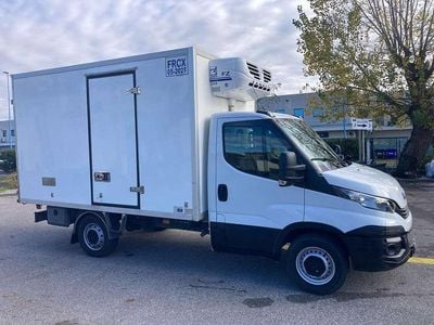 Bianco Usata 2018 Iveco Daily Furgone | 17.900 € (Buon prezzo)