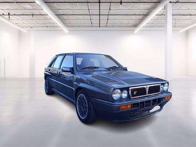 Usata Lancia Delta 196 CV (144 kW) 1990 Grigio metallizzato Utilitaria