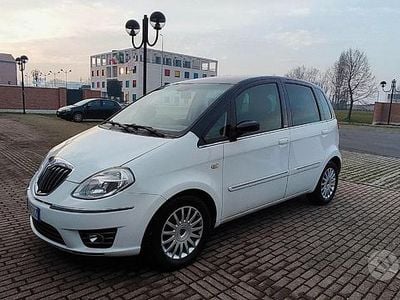 Usata Lancia Musa S 90 CV (66 kW) 2010 Bianco Monovolume