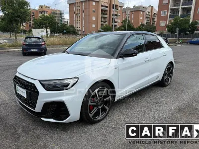 Occasion Audi A1 Comfort 207 PK (152 kW) 2023 Grijs SUV