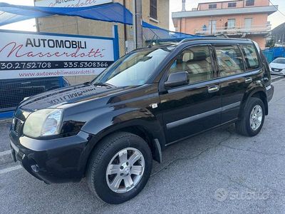 Usata Nissan X-Trail 136 CV (100 kW) 2004 Nero pastello SUV