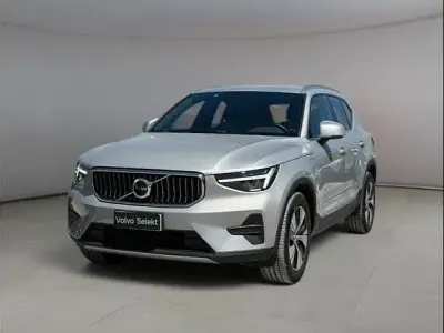 Usata Volvo XC40 Core 211 CV (155 kW) 2022 Grigio SUV