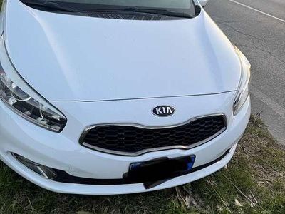 Usata Kia Ceed Active 90 CV (66 kW) 2015 Utilitaria