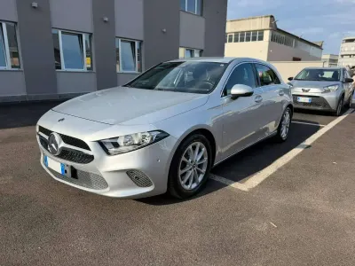 Usata Mercedes A220 190 CV (139 kW) 2019 Argento Berlina