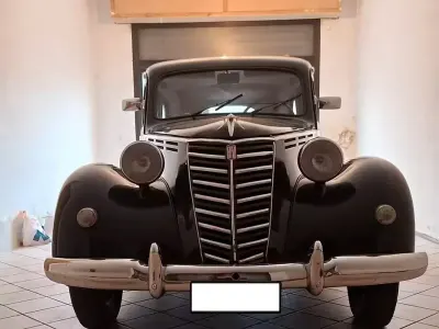 Usata Fiat 1100 1950 Verde Berlina
