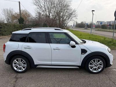 Usata Mini Cooper D Countryman Business 150 CV (110 kW) 2019 Bianco SUV