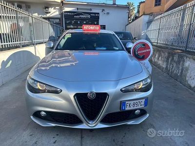 Usata Alfa Romeo Giulia Business 150 CV (110 kW) 2017 Grigio Berlina