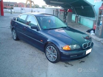 Usata BMW 320 149 CV (109 kW) 1998 Blu Berlina