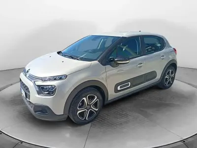 Używany Citroën C3 PureTech 83 KM (61 kW) 2024 Beżowy Hatchback