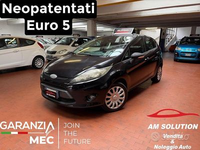Usata Ford Fiesta 82 CV (60 kW) 2010 Nero Utilitaria