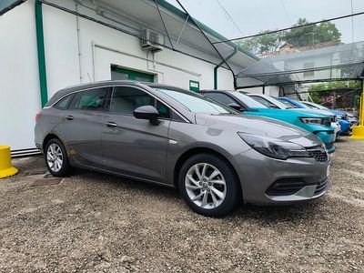 Usata Opel Astra Business Elegance 122 CV (89 kW) 2021 Grigio Station wagon