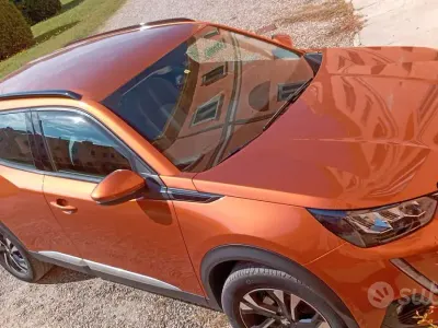 Usata Peugeot 2008 102 CV (75 kW) 2021 SUV