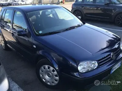 Usata VW Golf IV 75 CV (55 kW) 2000 Bluazzurro Berlina