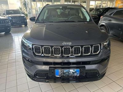Occasion Jeep Compass Limited 131 ch (96 kW) 2022 Gris SUV