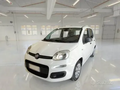 Usata Fiat Panda Pop 69 CV (50 kW) 2016 Bianco Utilitaria