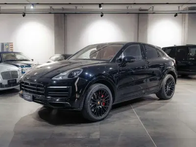 Usata Porsche Cayenne 460 CV (338 kW) 2020 Nero SUV