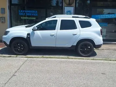 Usata Dacia Duster 109 CV (80 kW) 2019 Bianco SUV