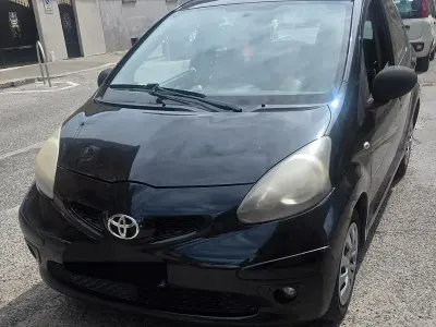 Usata Toyota Aygo 68 CV (50 kW) 2008 Nero Utilitaria