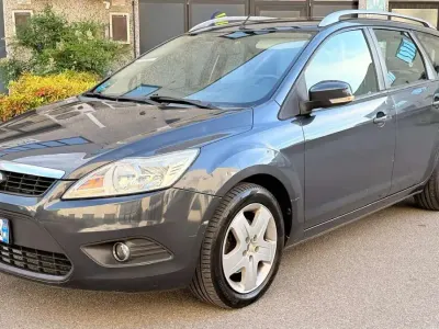 Usata Ford Focus Style 116 CV (85 kW) 2008 Grigio Station wagon