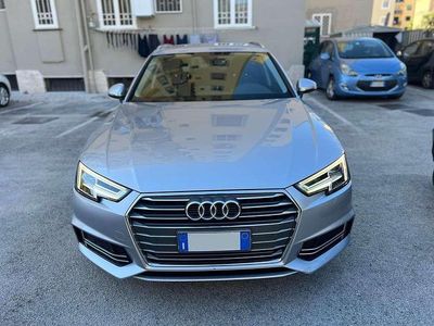Usata Audi A4 S-Line 150 CV (110 kW) 2018 Argento Station wagon