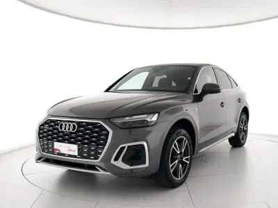 Usata Audi Q5 Sportback S-Line 204 CV (150 kW) 2024 Grigio daytona perlato SUV