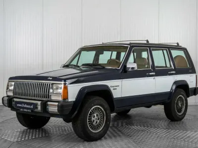 Usata Jeep Cherokee 106 CV (77 kW) 1984 Blu SUV