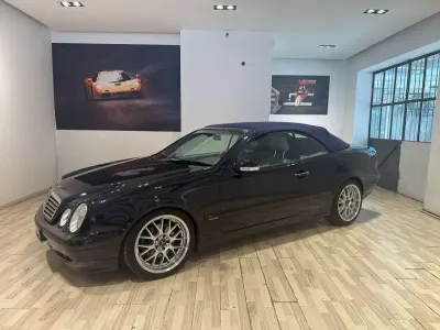 Usata Mercedes CLK320 Elegance 218 CV (160 kW) 2001 Blu/azzurro Cabrio