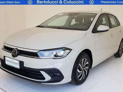 Usata VW Polo Life 95 CV (69 kW) 2023 Beige Utilitaria