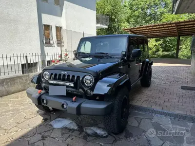 Usata Jeep Wrangler Sahara 177 CV (130 kW) 2007 Nero SUV