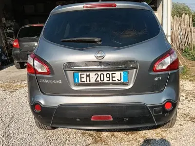 Usata Nissan Qashqai 131 CV (96 kW) 2012 Grigio SUV