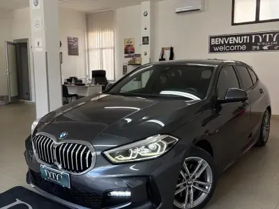 Usata BMW 118 M Sport 150 CV (110 kW) 2021 Grigio Utilitaria