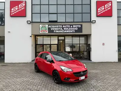 Usata Opel Corsa 90 CV (66 kW) 2016 Rosso Utilitaria