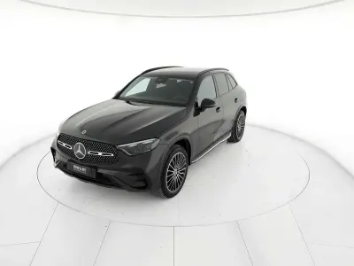 Usata Mercedes GLC300e Advanced Plus 333 CV (244 kW) 2025 Argento high tech SUV