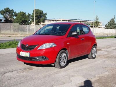 usata Lancia Ypsilon 0.9 TwinAir 85 CV 5p Automatica