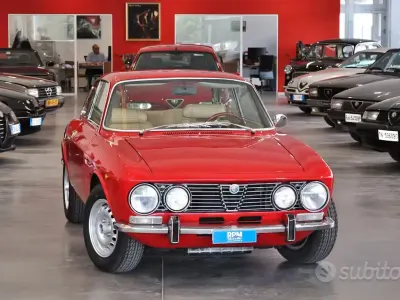 Occasion Alfa Romeo 2000 131 PK (96 kW) 1970 Rood Coupé