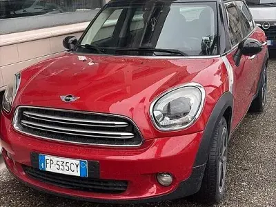 Usata Mini Cooper D Countryman 111 CV (81 kW) 2014 Rosso SUV