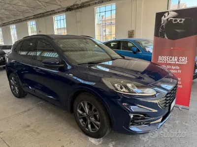Usata Ford Kuga ST-Line 120 CV (88 kW) 2021 Blu/azzurro SUV