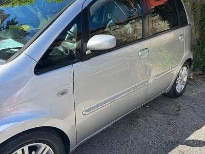 Usata Lancia Musa 69 CV (50 kW) 2004 Grigio Monovolume