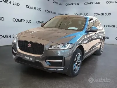 Usata Jaguar F-Pace Prestige 180 CV (132 kW) 2018 Grigio SUV