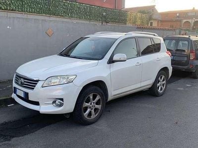 Usata Toyota RAV4 150 CV (110 kW) 2011 SUV