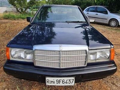 Usata Mercedes 190 75 CV (55 kW) 1992 Blu/azzurro Berlina