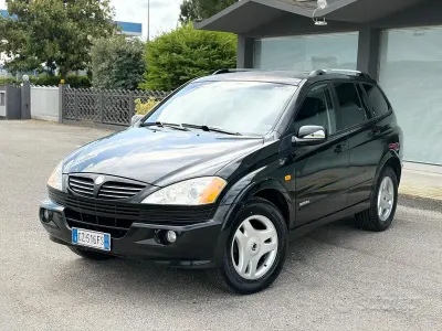 Begagnad SsangYong Kyron 141 HK (103 kW) 2005 Svart SUV