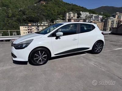 Usata Renault Clio IV 75 CV (55 kW) 2015 Bianco Berlina