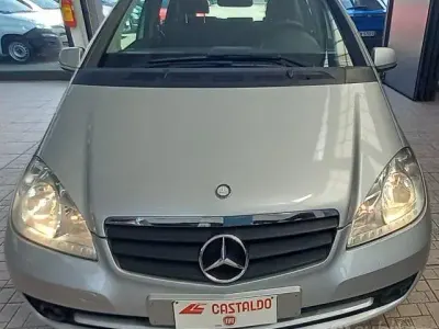 Usata Mercedes A160 Premium 95 CV (69 kW) 2012 Grigio Utilitaria