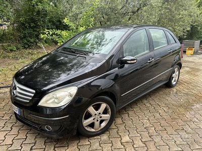 Gebraucht Mercedes B180 109 PS (80 kW) 2006 Schwarz Van / Kleinbus