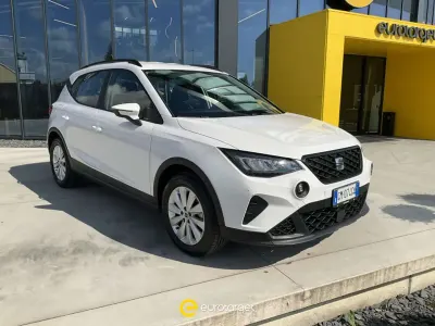 Usata Seat Arona Style 90 CV (66 kW) 2022 Bianco SUV
