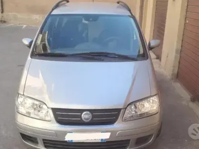 Usata Fiat Idea 2004 Grigio Monovolume