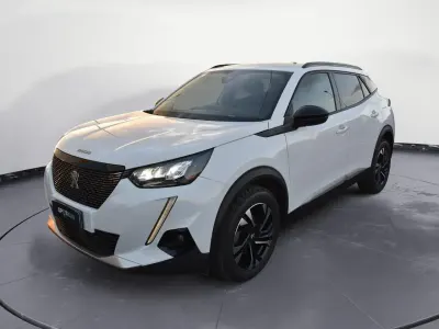 Usata Peugeot 2008 Allure 131 CV (96 kW) 2022 Bianco SUV