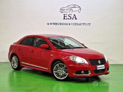 Usata Suzuki Kizashi Sport 178 CV (130 kW) 2013 Rosso Berlina