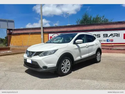 Usata Nissan Qashqai Tekna 110 CV (80 kW) 2014 Bianco SUV